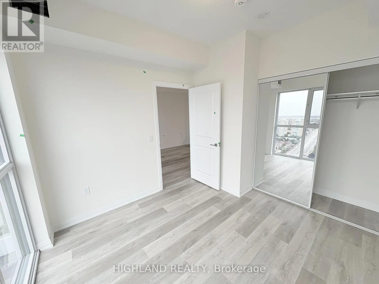15 WATERGARDEN DRIVE