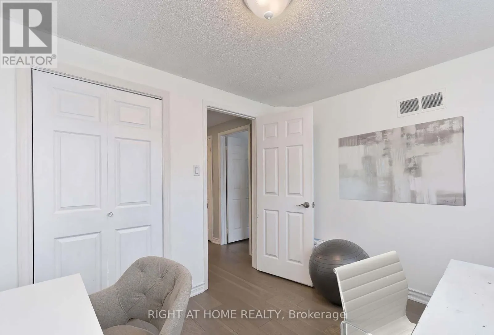 5685 SHILLINGTON DRIVE