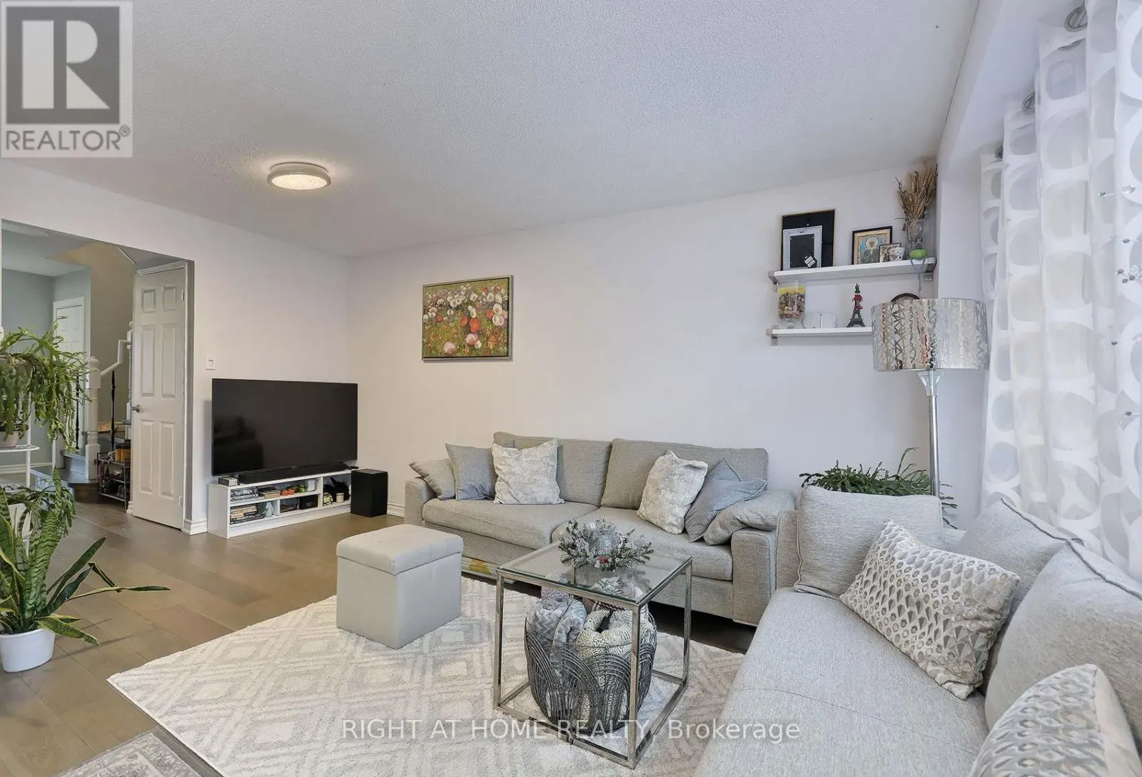 5685 SHILLINGTON DRIVE