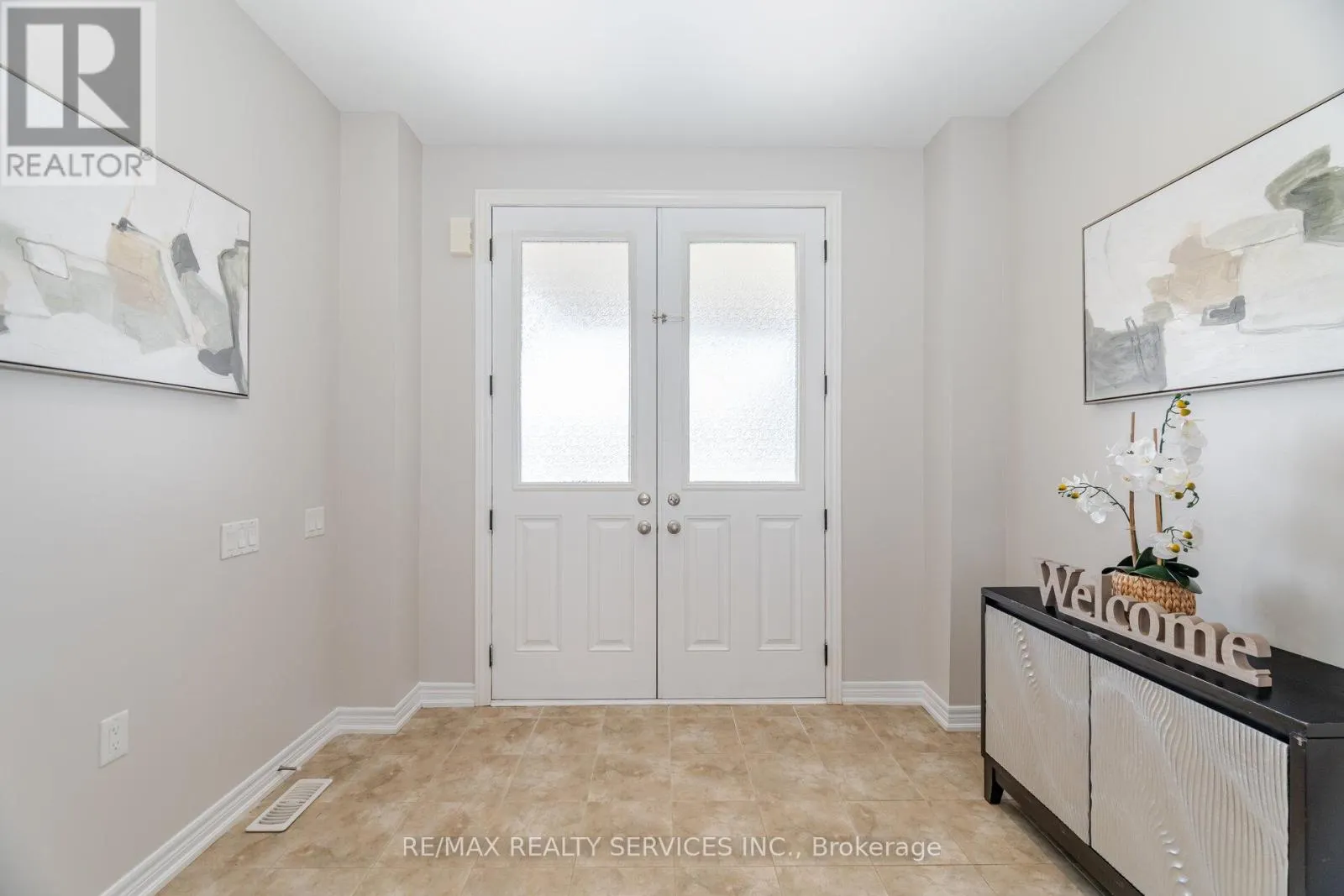 9 MEADOWCREEK ROAD