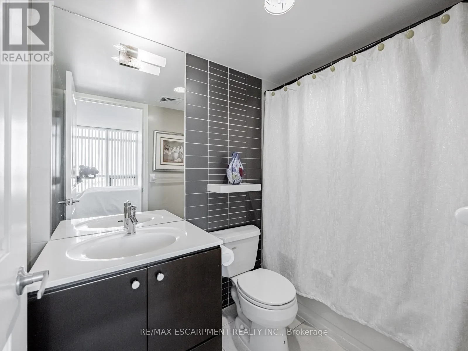 1110 - 235 SHERWAY GARDENS ROAD