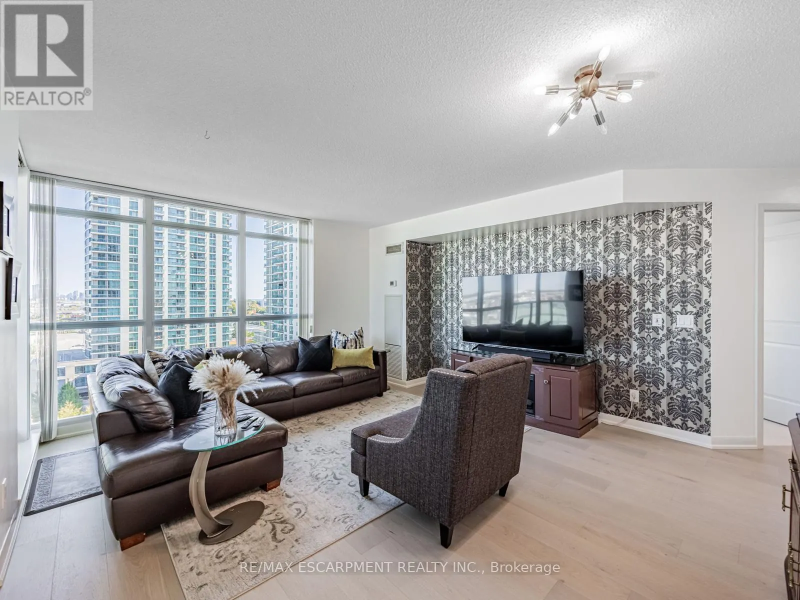1110 - 235 SHERWAY GARDENS ROAD