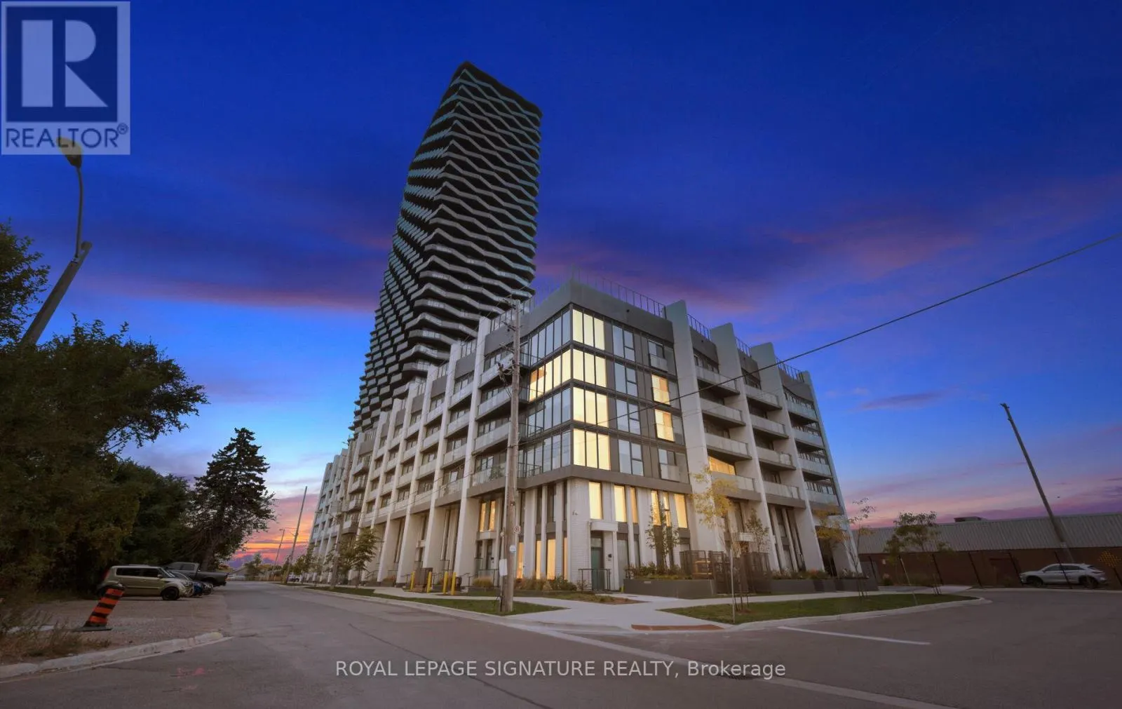 1208 - 36 ZORRA STREET