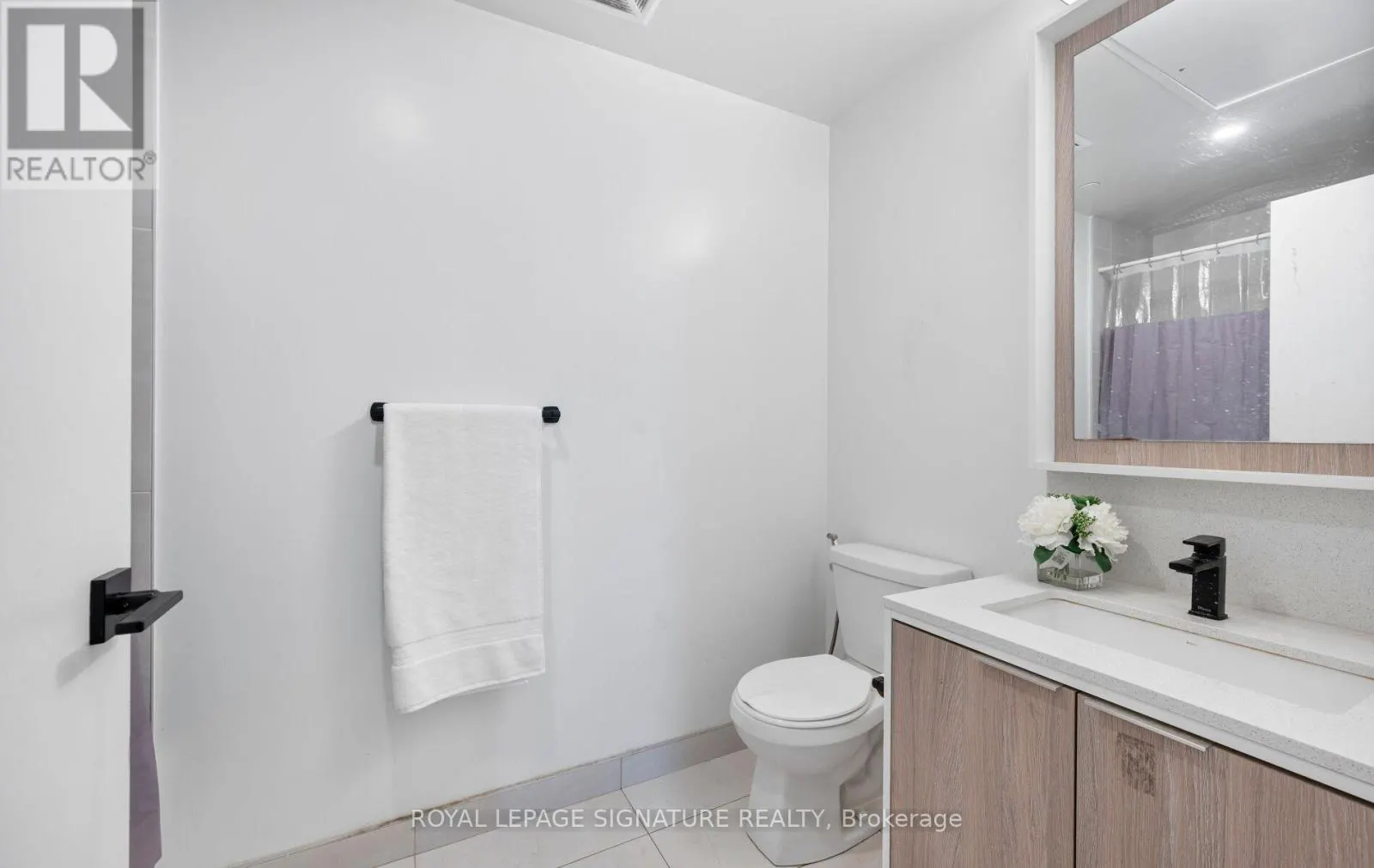 1208 - 36 ZORRA STREET