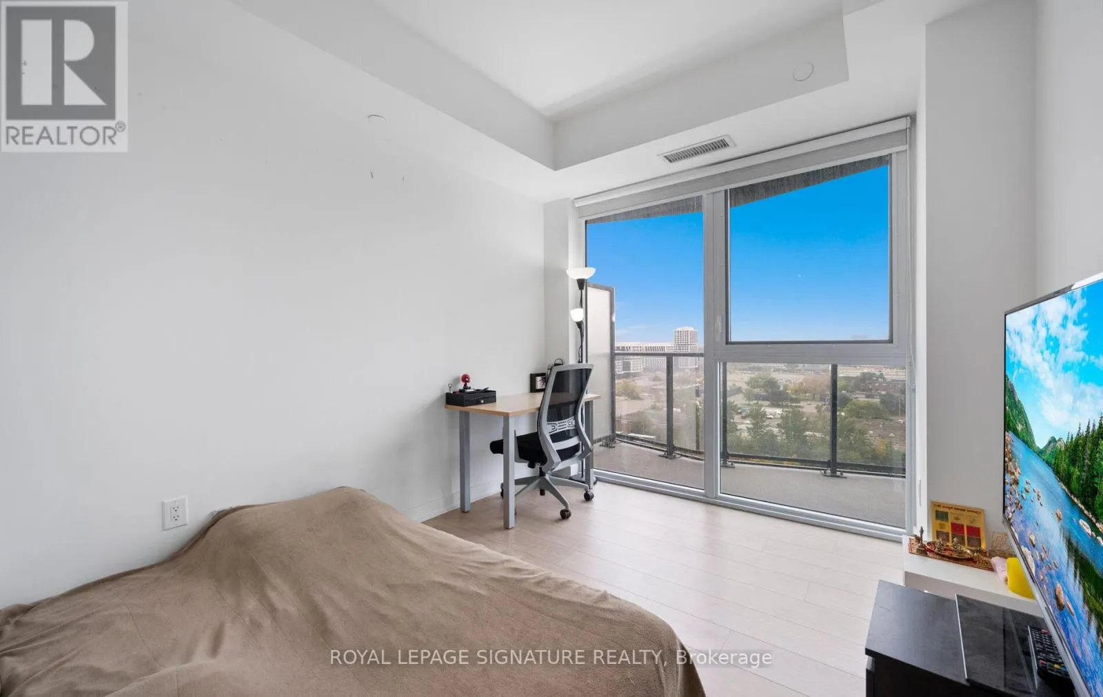 1208 - 36 ZORRA STREET
