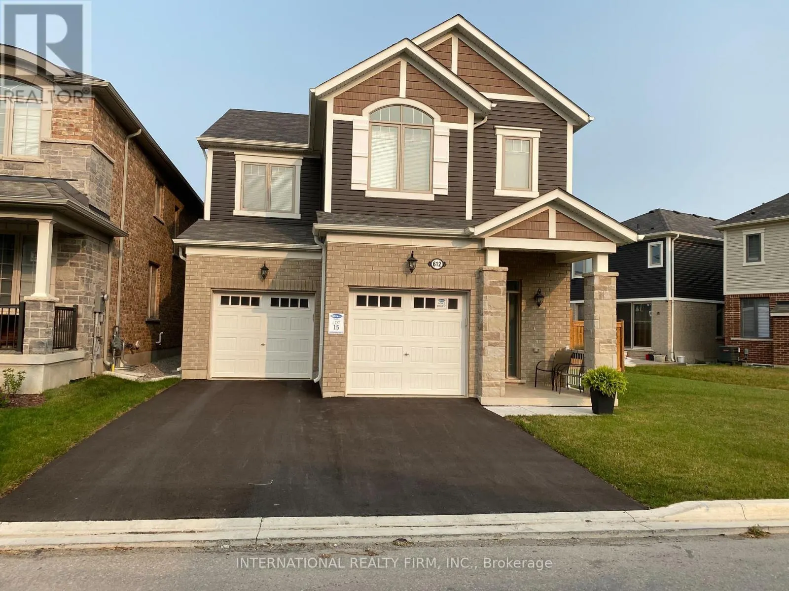612 JUNEBERRY COURT