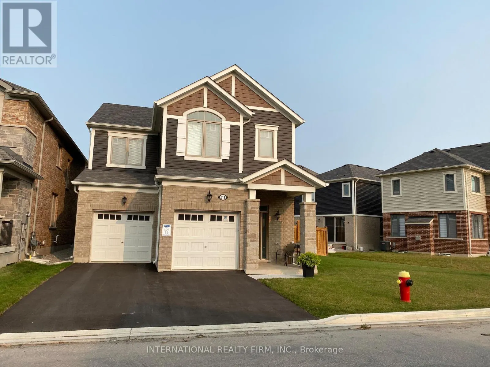 612 JUNEBERRY COURT