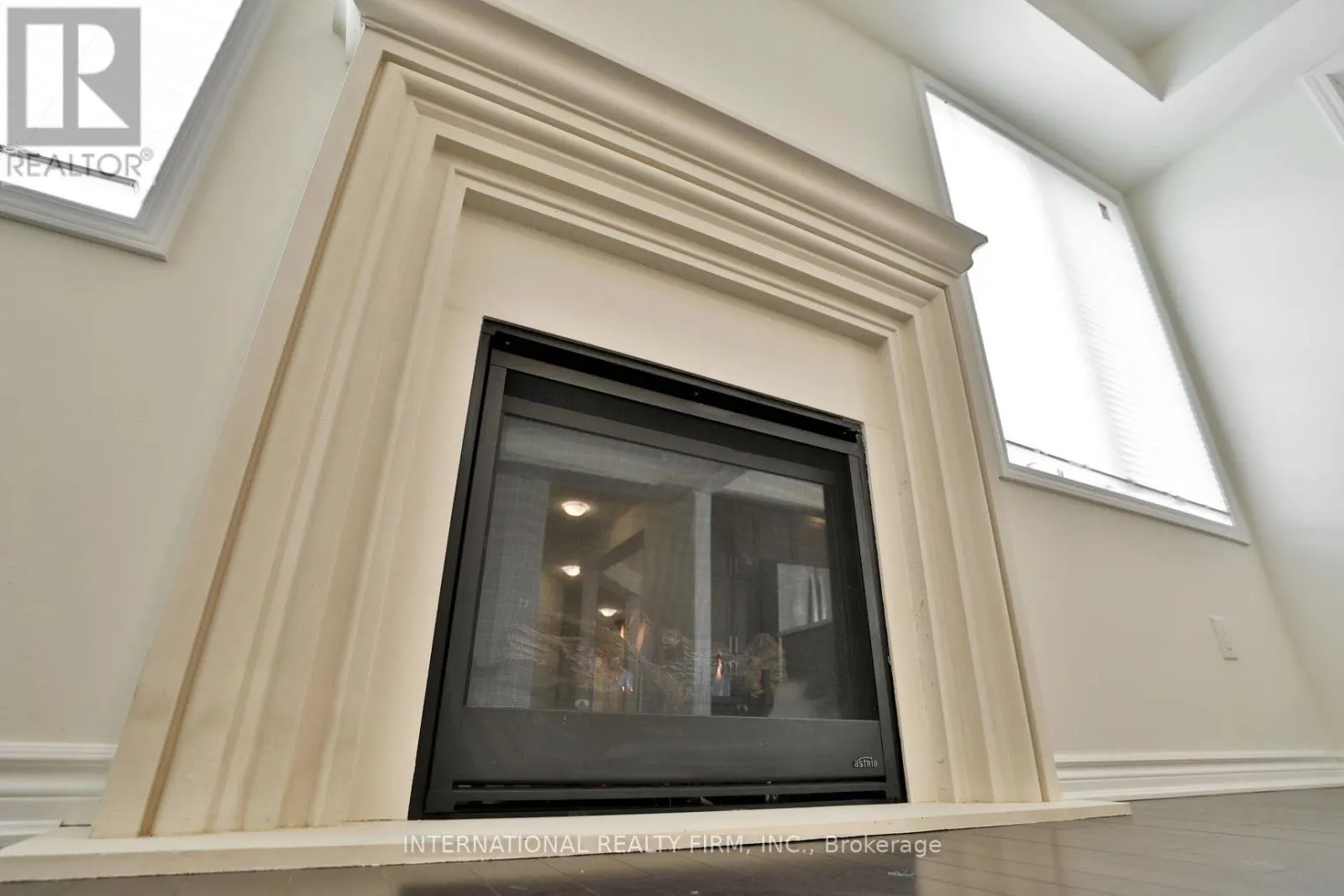 612 JUNEBERRY COURT