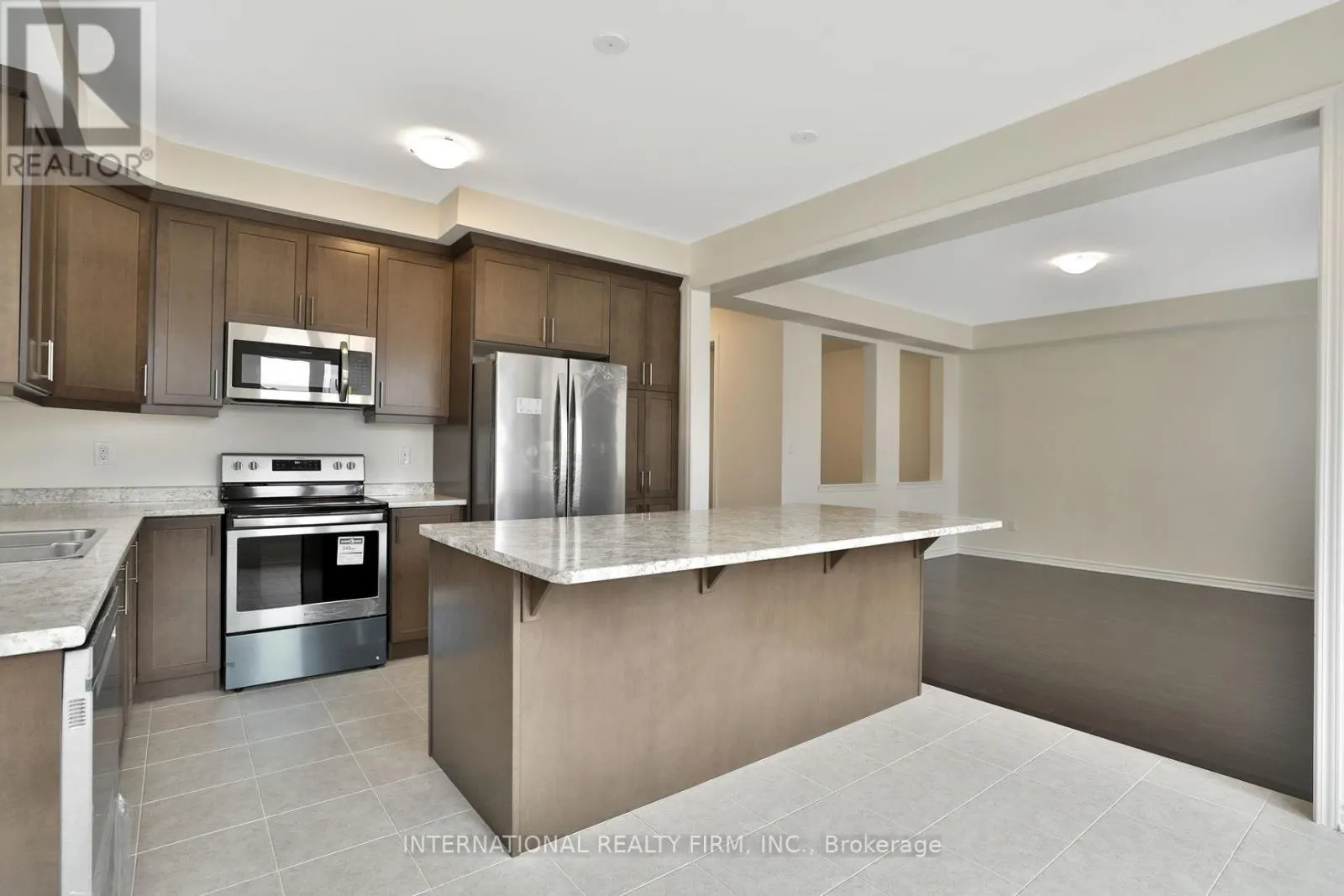 612 JUNEBERRY COURT