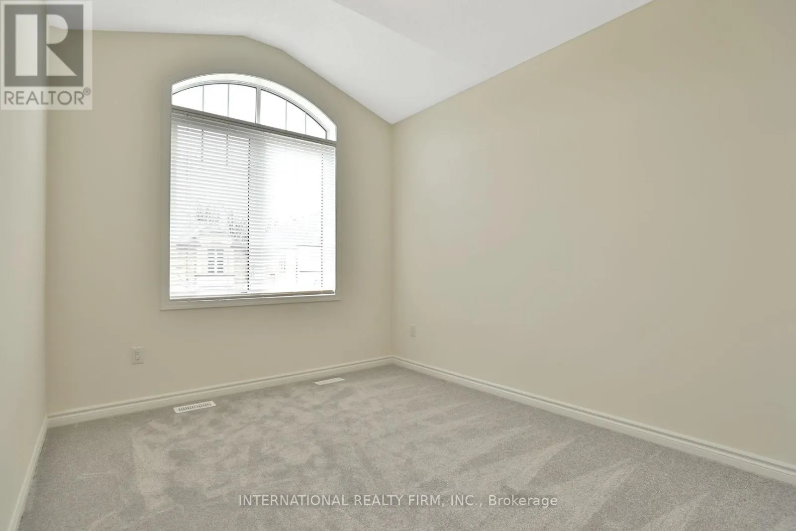 612 JUNEBERRY COURT