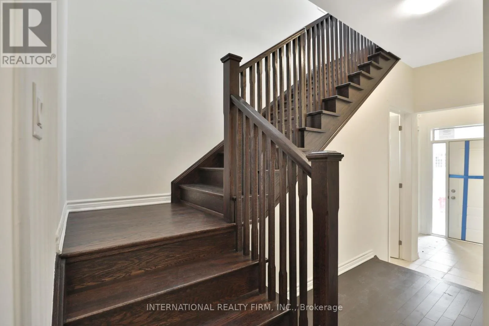 612 JUNEBERRY COURT