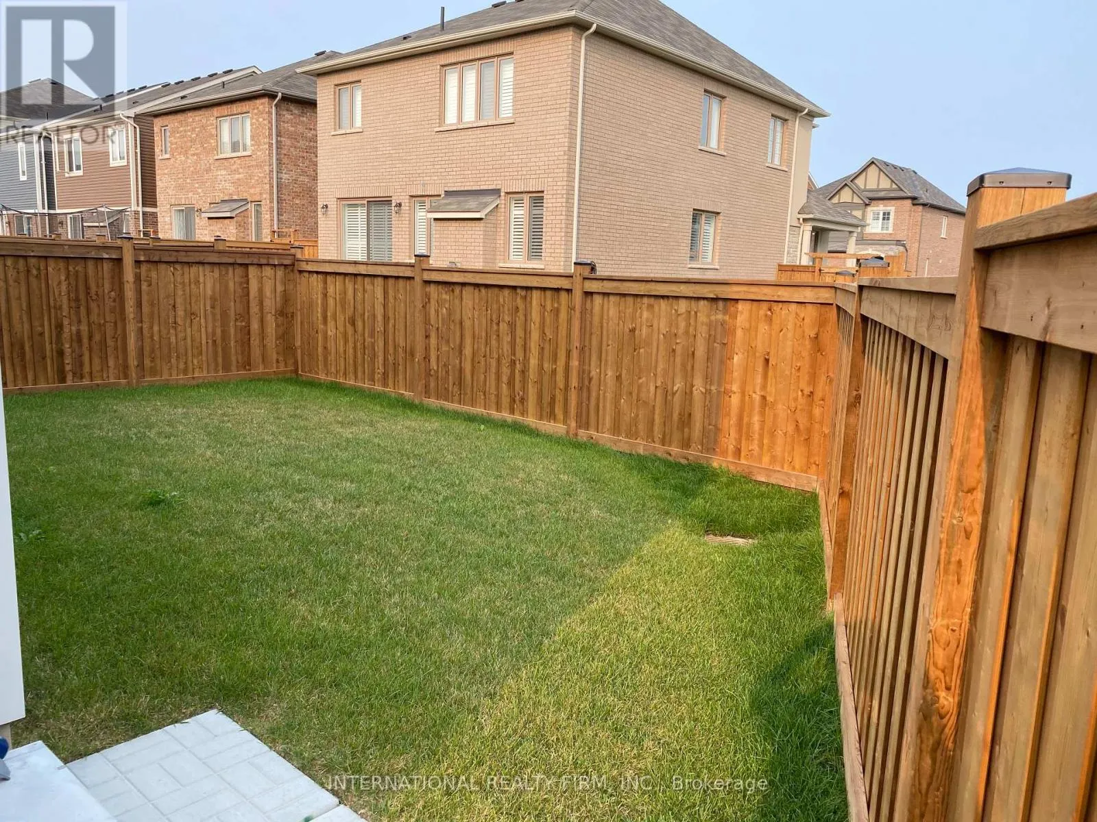 612 JUNEBERRY COURT
