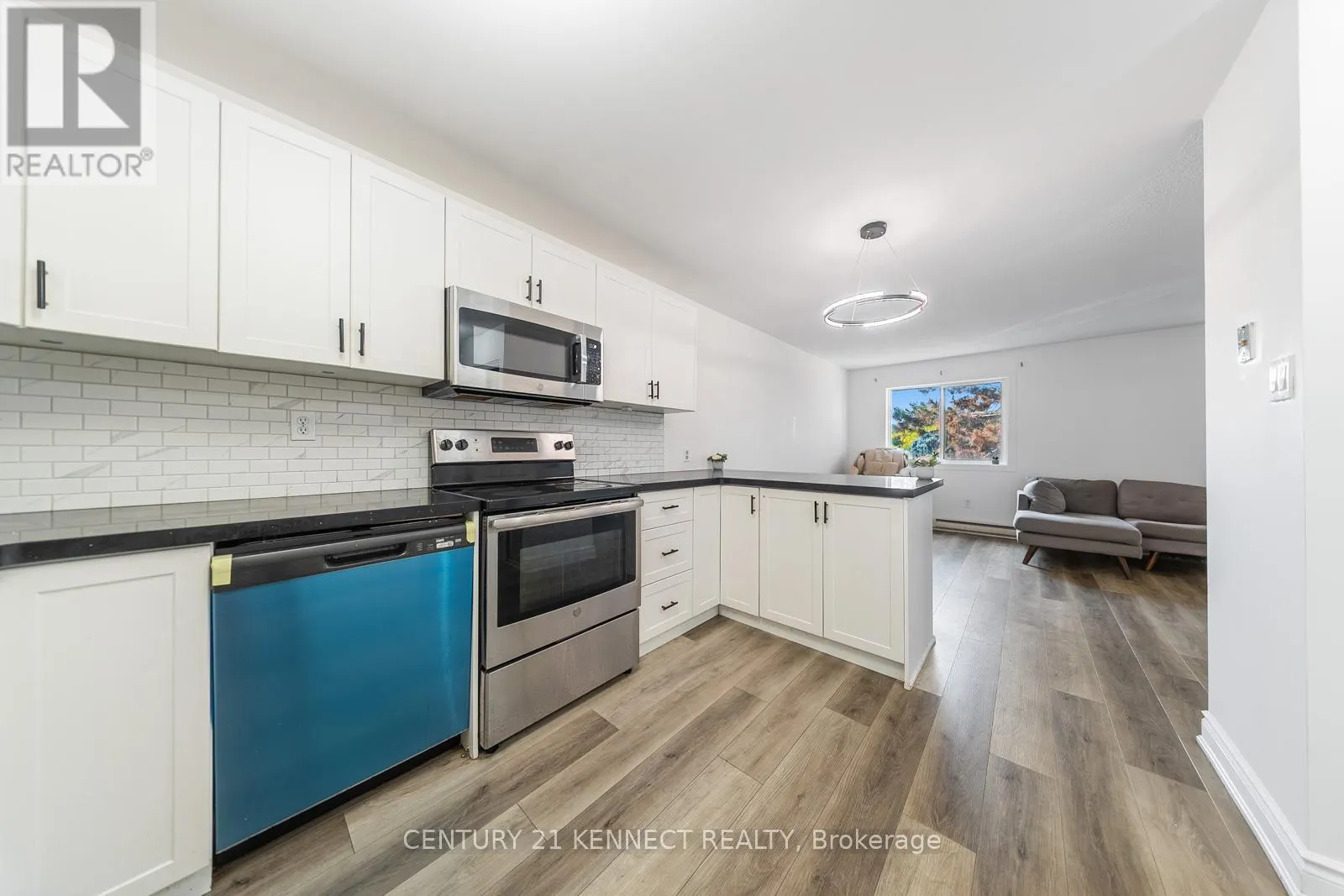 71 - 1030 FALGARWOOD DRIVE