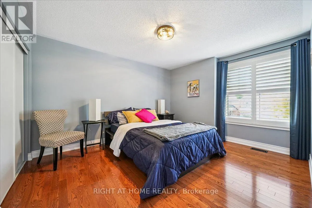 899 PICKERSGILL CRESCENT