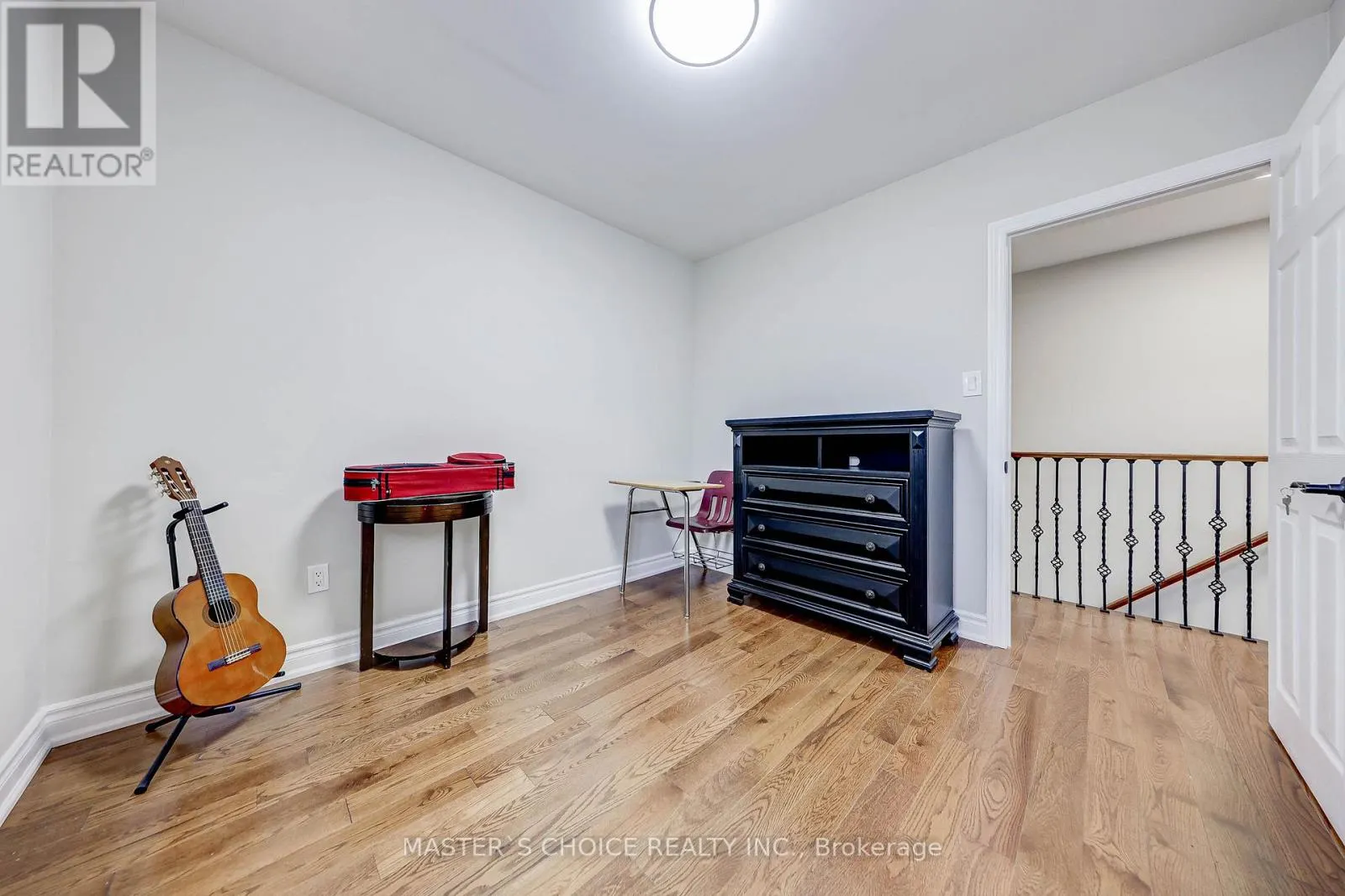 17 SLATER COURT