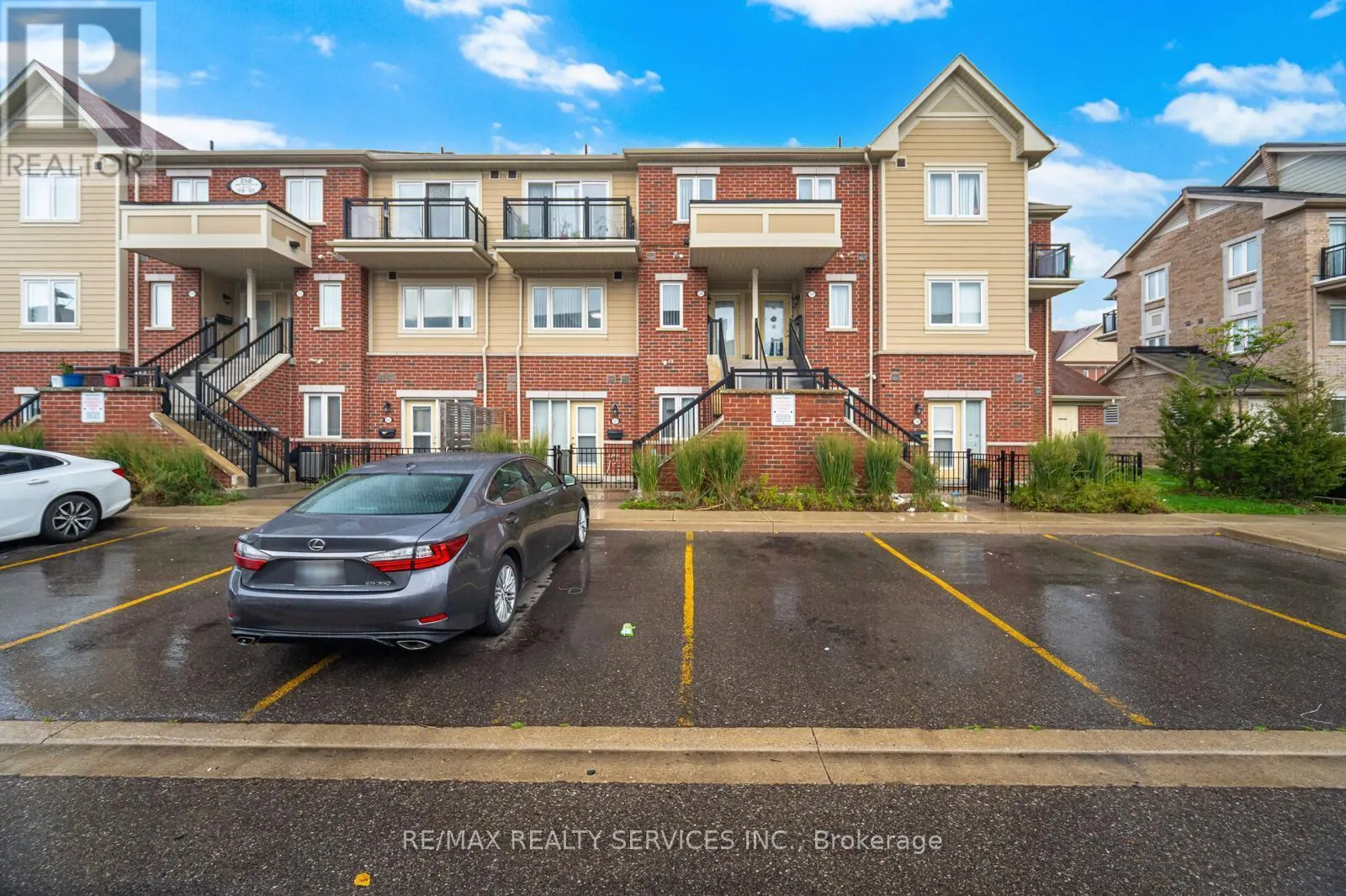 320 - 250 SUNNY MEADOW BOULEVARD