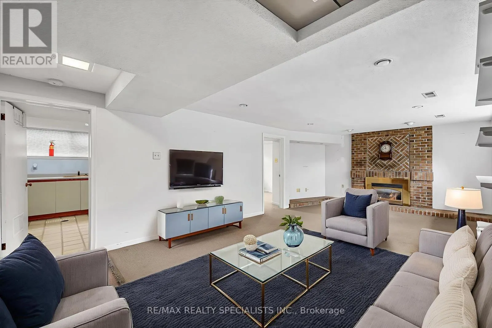 1403 BALLYCLARE DRIVE