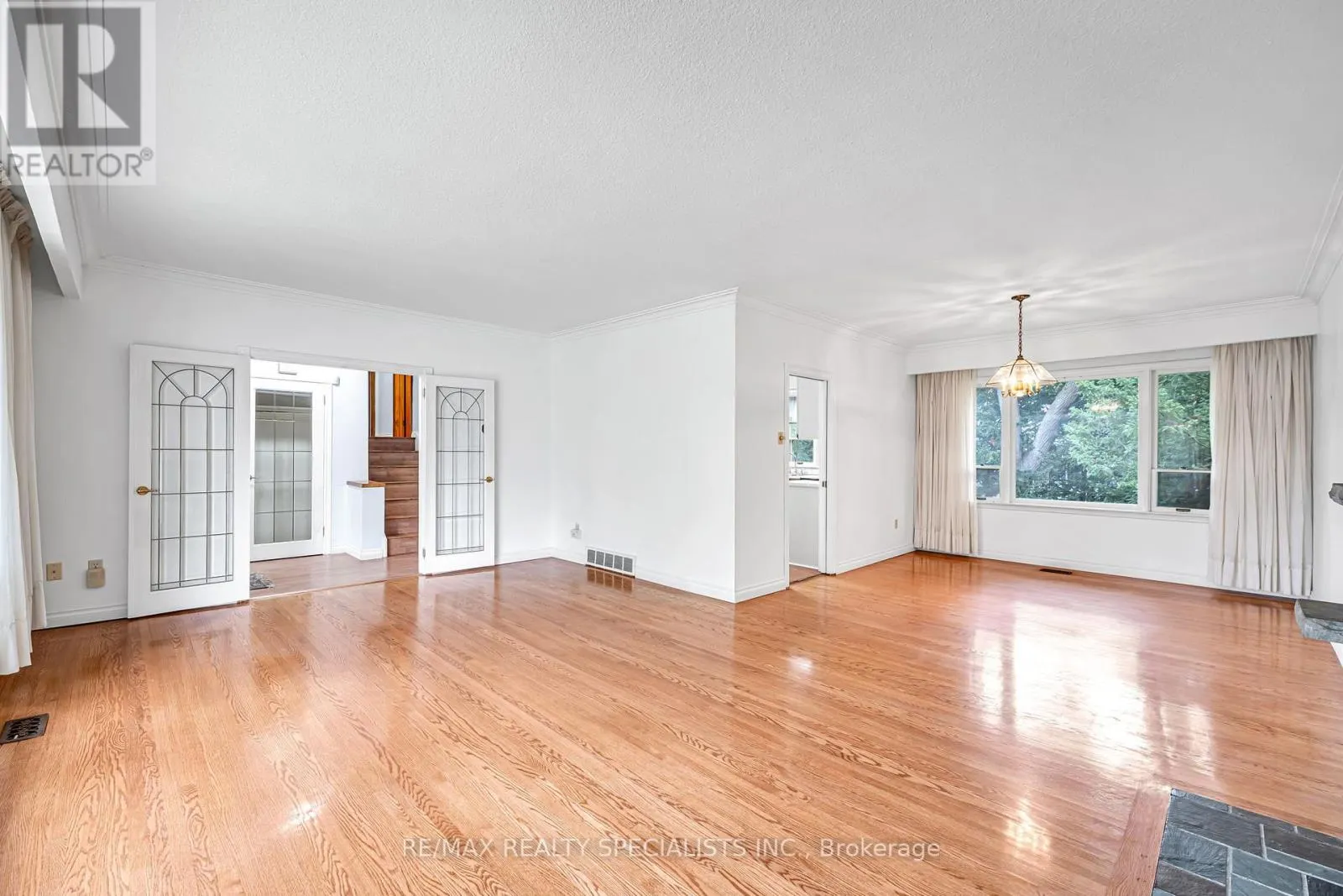 1403 BALLYCLARE DRIVE