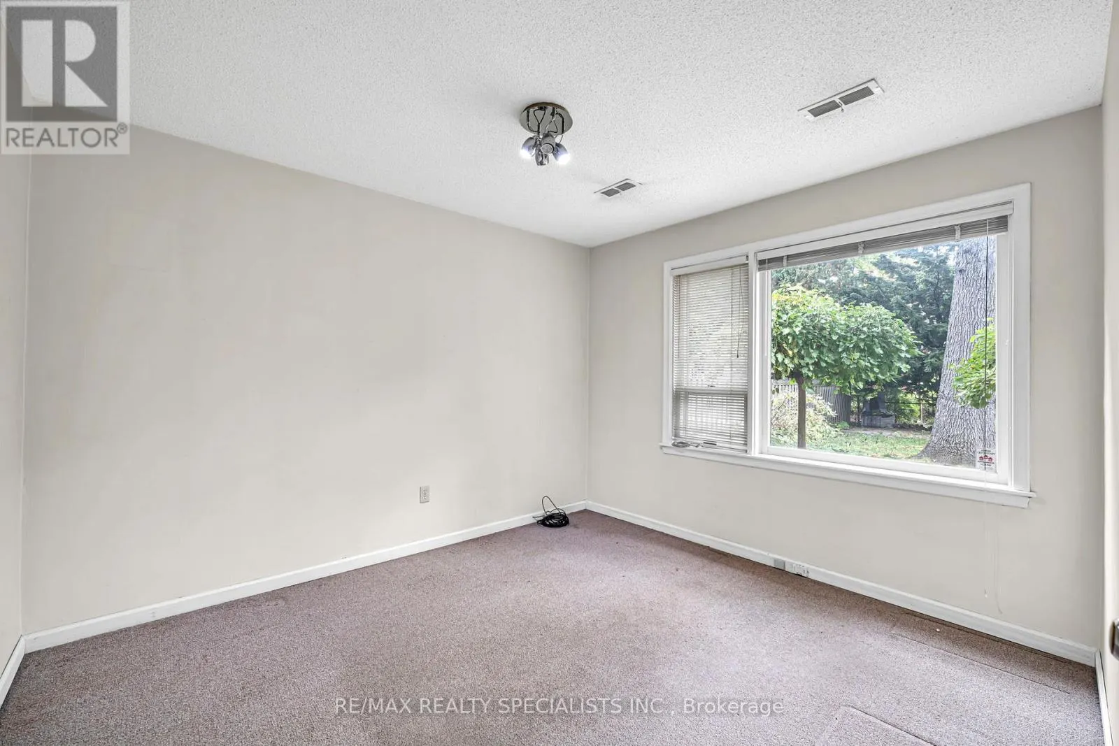 1403 BALLYCLARE DRIVE
