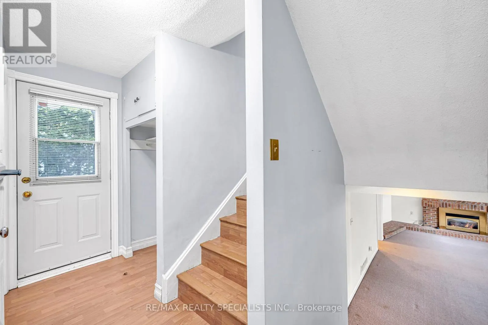 1403 BALLYCLARE DRIVE