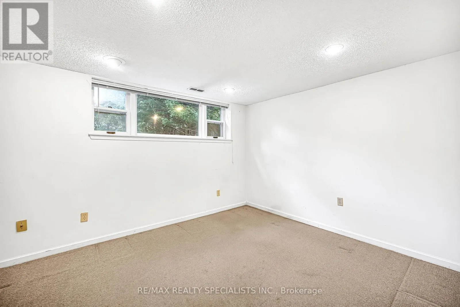 1403 BALLYCLARE DRIVE