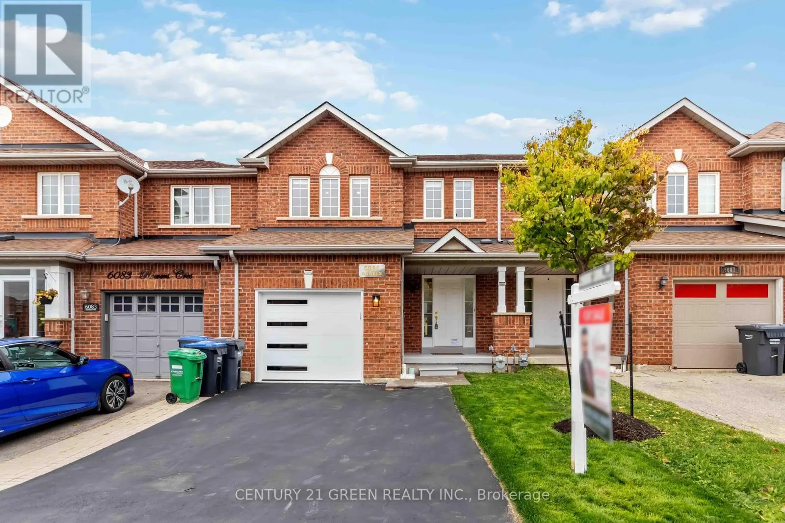 6085 ROWERS CRESCENT