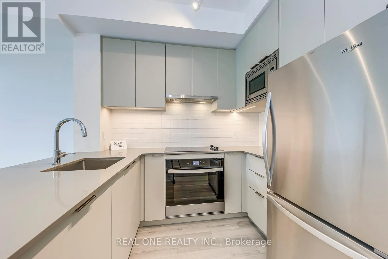 1510 - 3079 TRAFALGAR ROAD