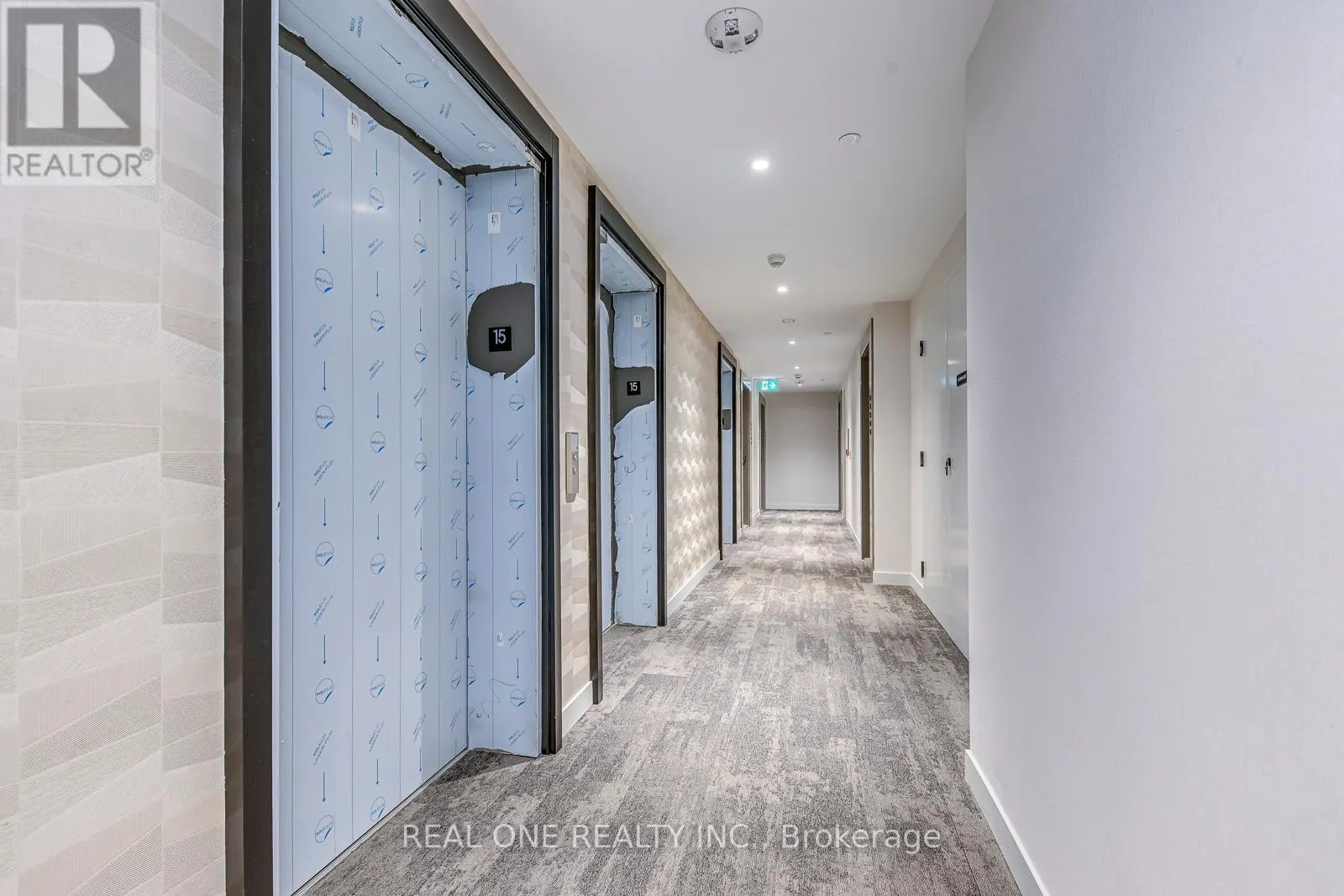 1510 - 3079 TRAFALGAR ROAD