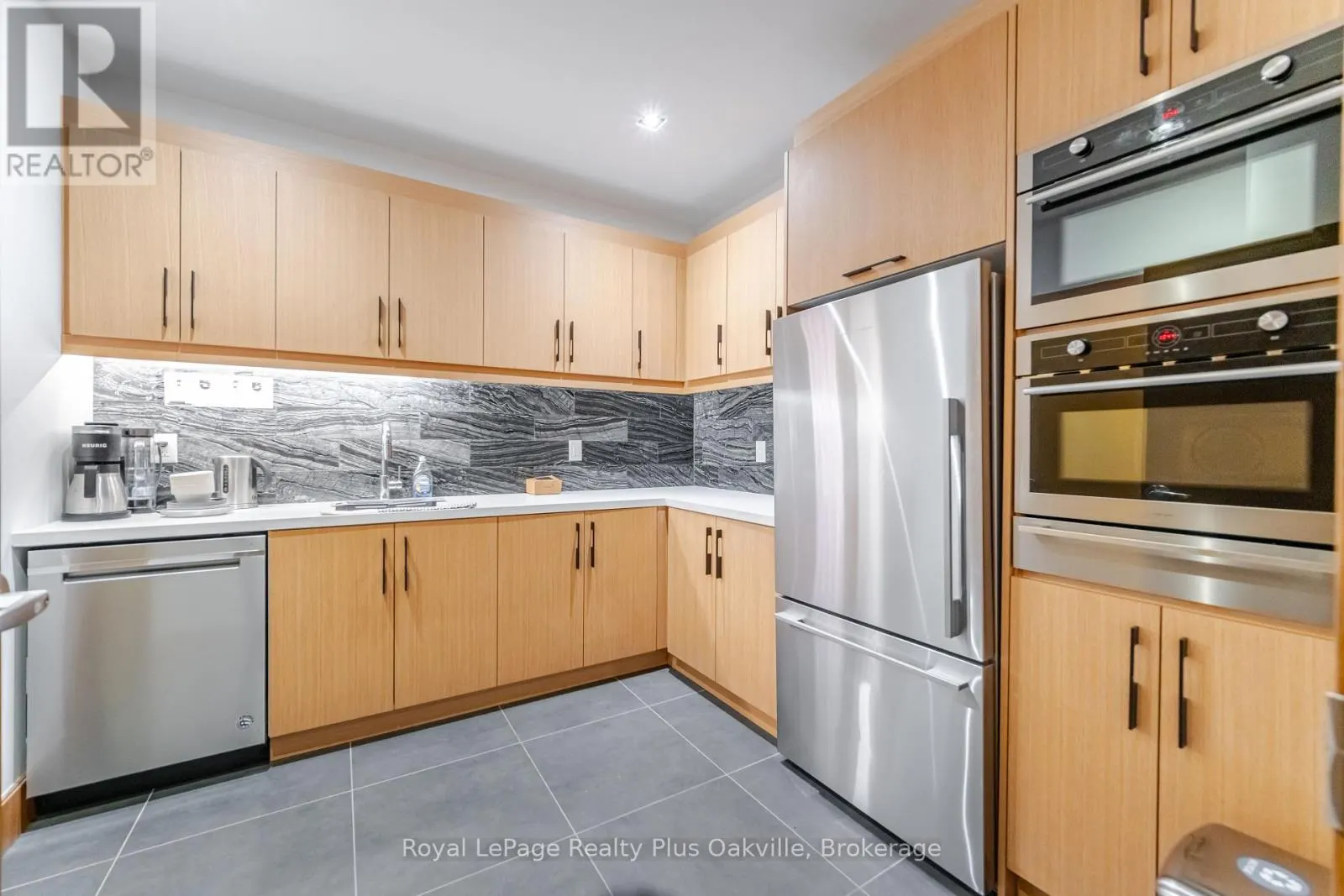 507 - 1441 ELGIN STREET, #507