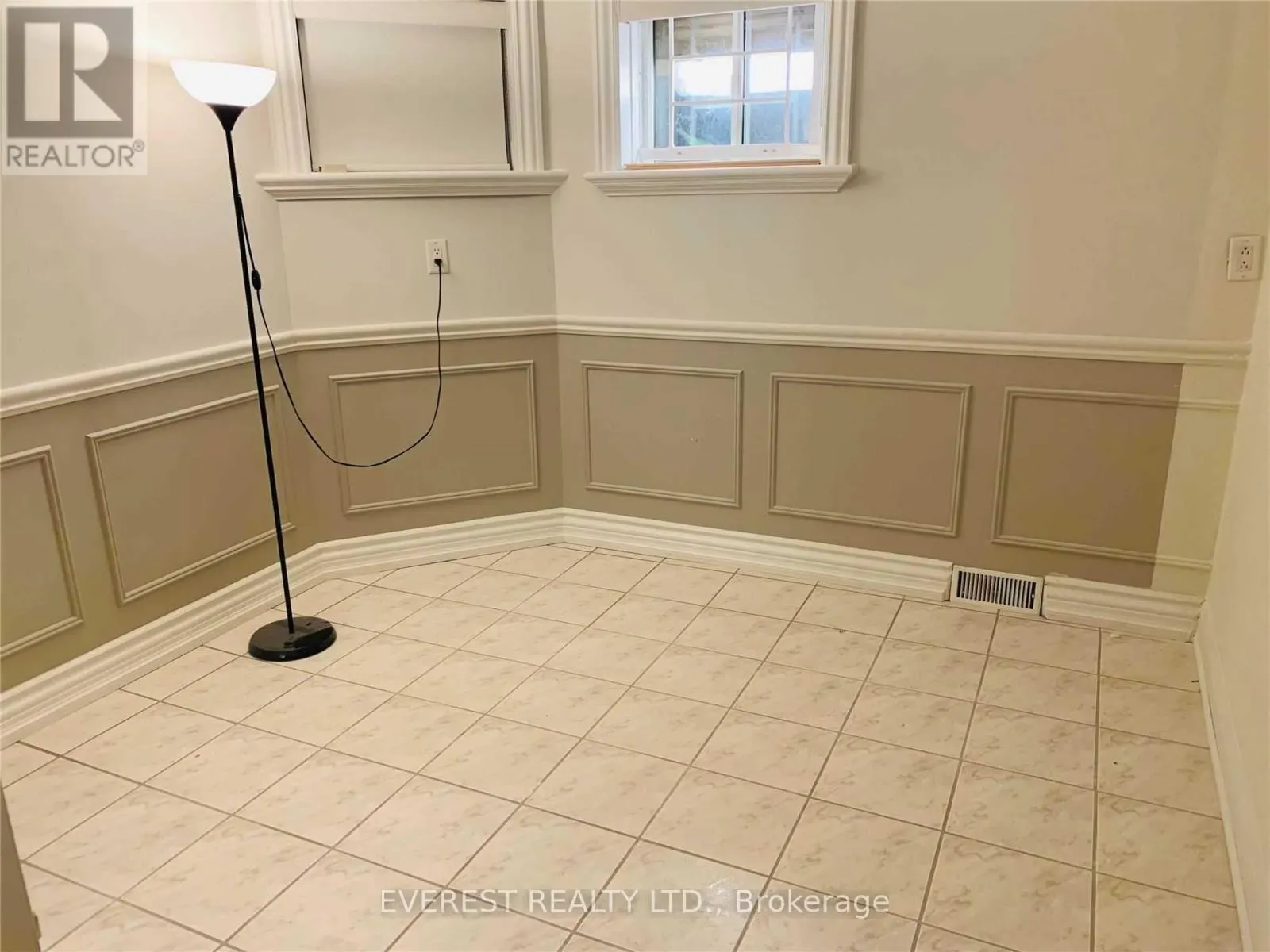 397 TURNBERRY CRESCENT