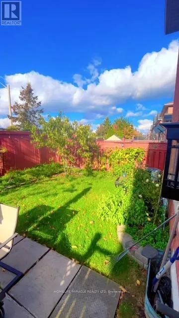 62 HEARTLEAF CRESCENT