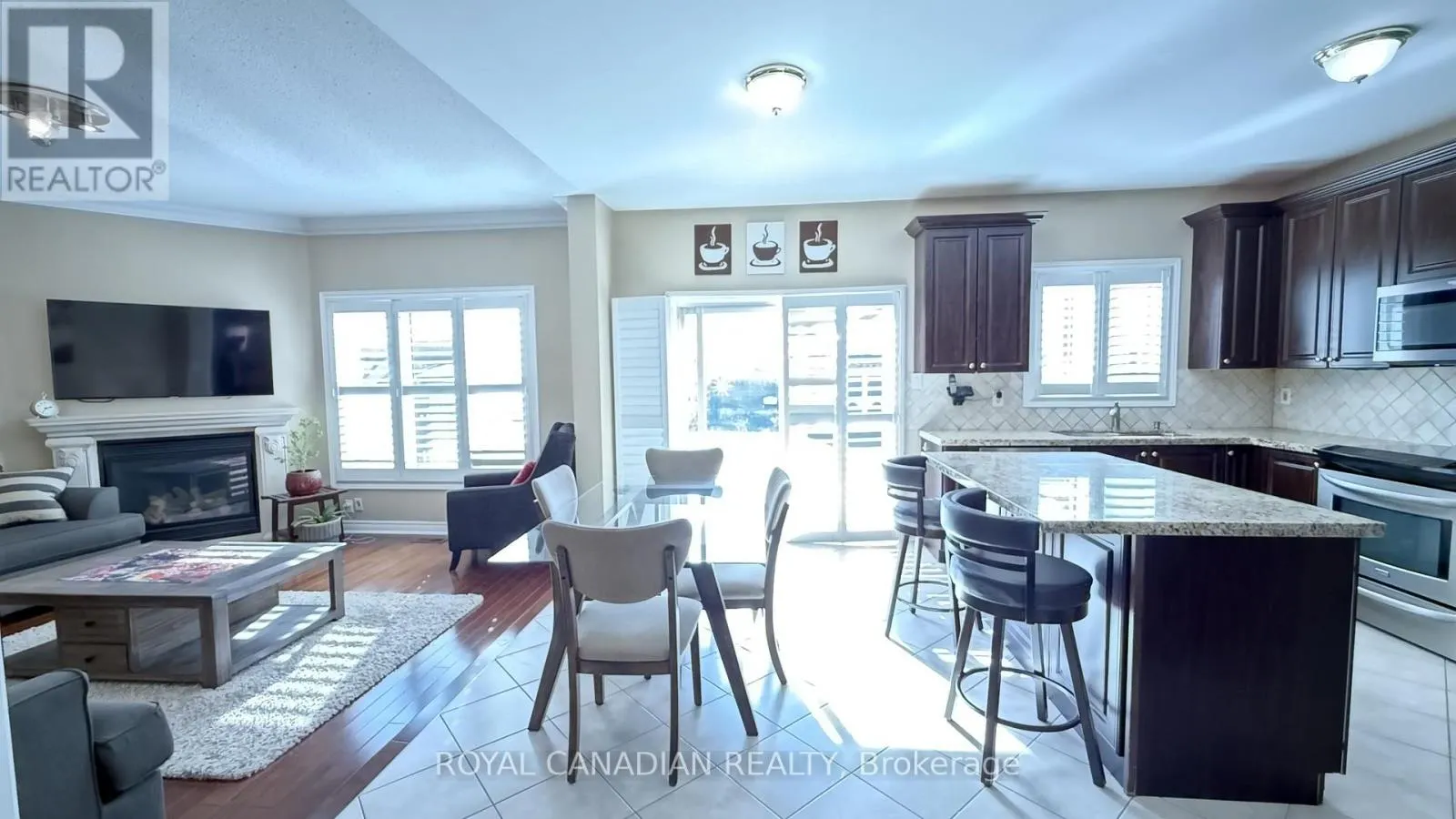 382 SUNNY MEADOW BOULEVARD