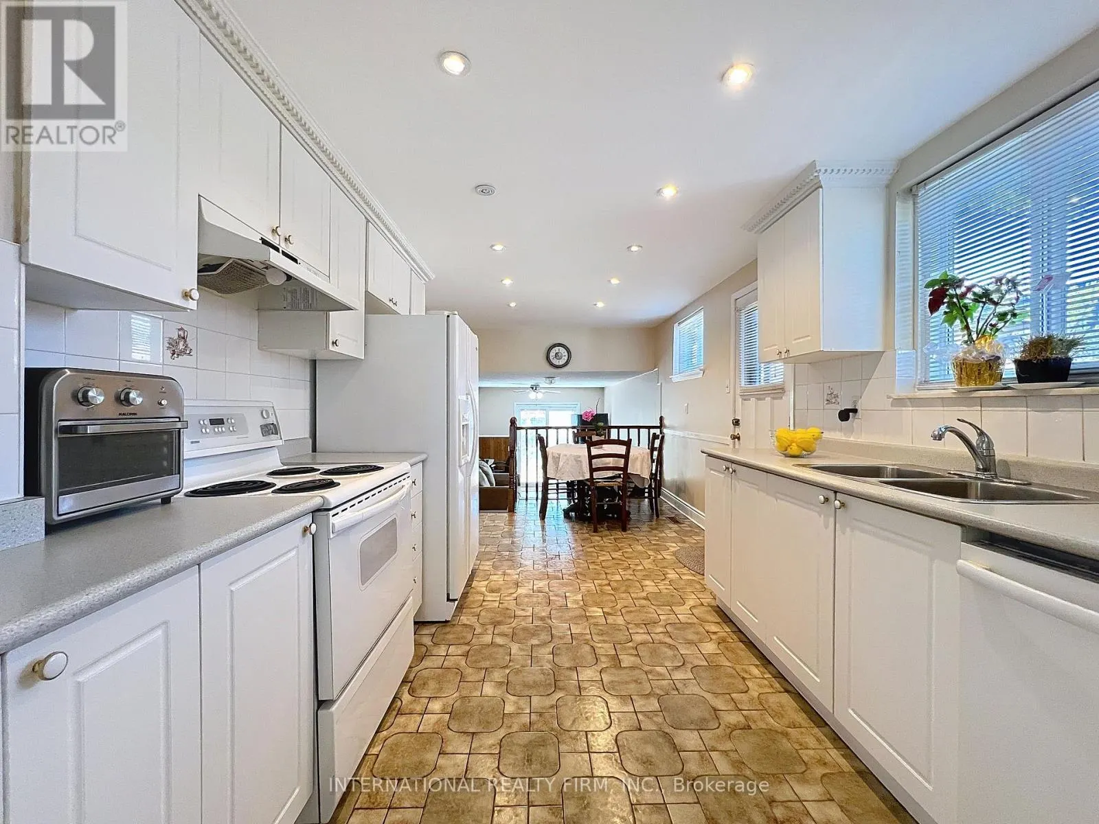 3602 DUNRANKIN DRIVE