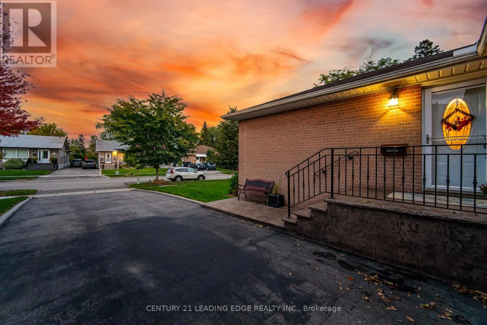 2574 LUNDIGAN DRIVE