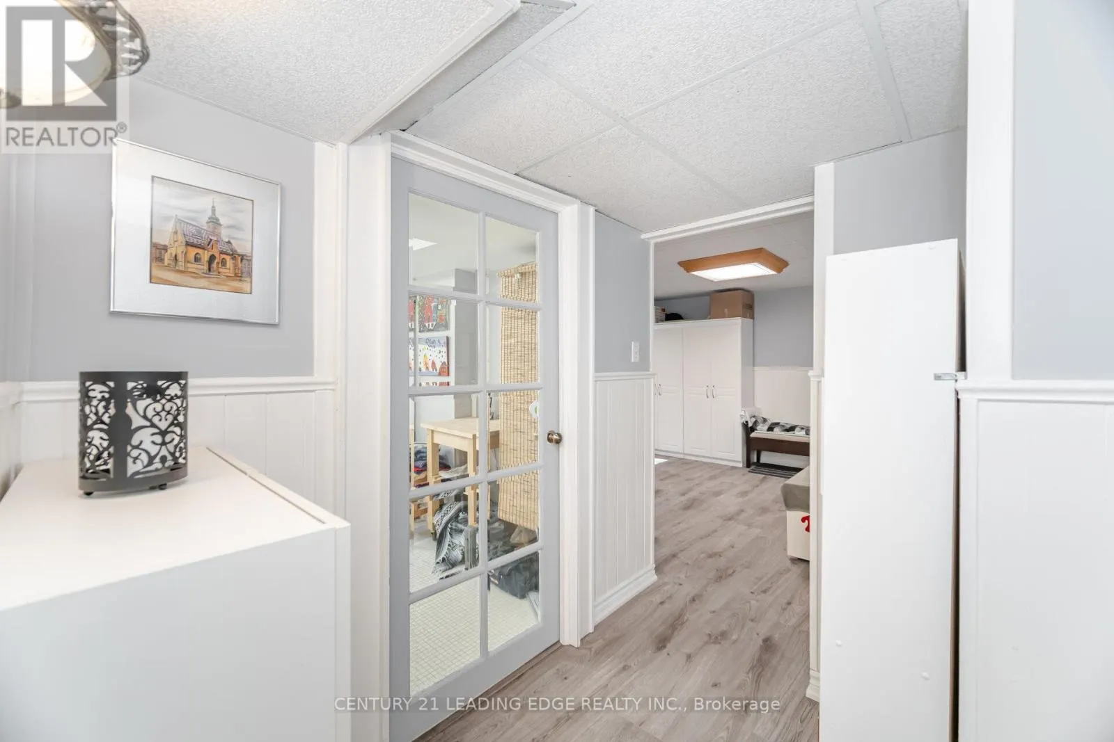 2574 LUNDIGAN DRIVE