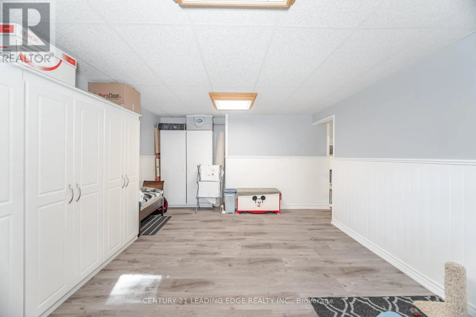 2574 LUNDIGAN DRIVE