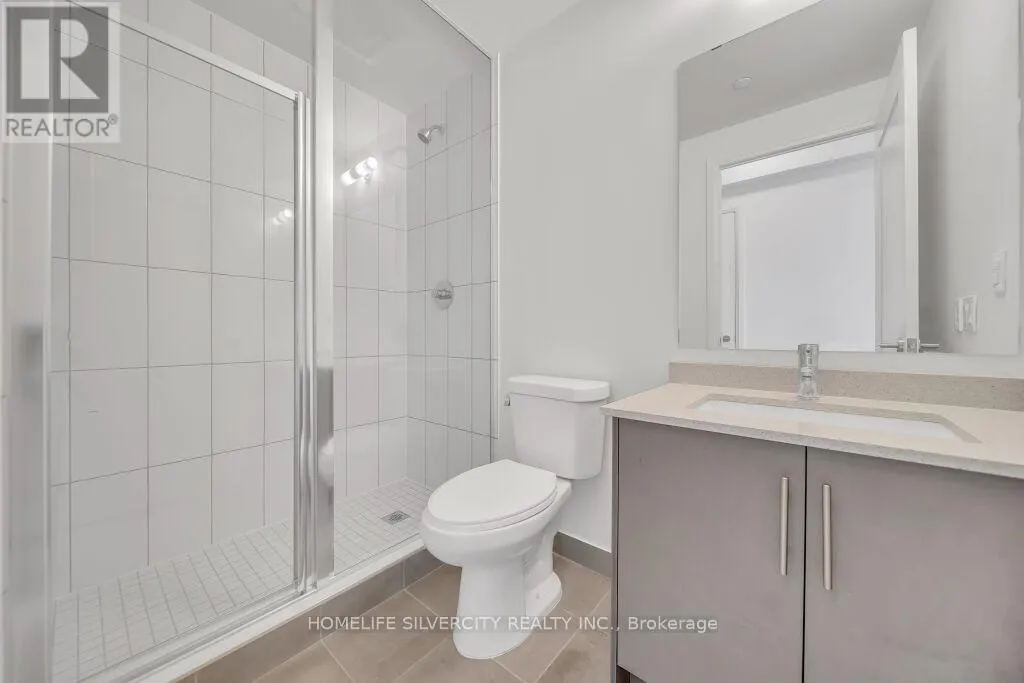 317 - 509 DUNDAS STREET W