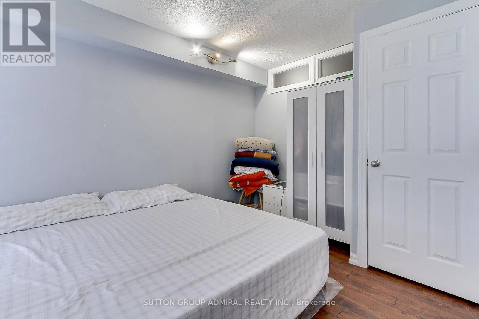 1205 - 2470 EGLINTON AVENUE W