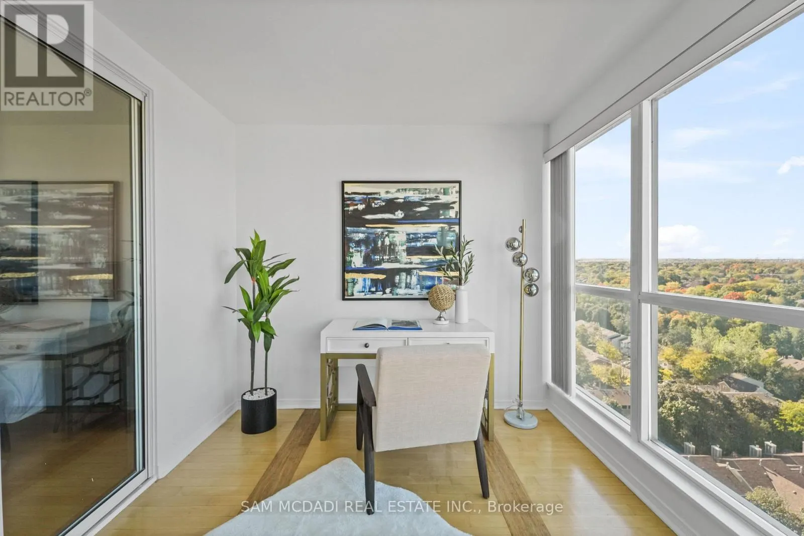 1807 - 2177 BURNHAMTHORPE ROAD W