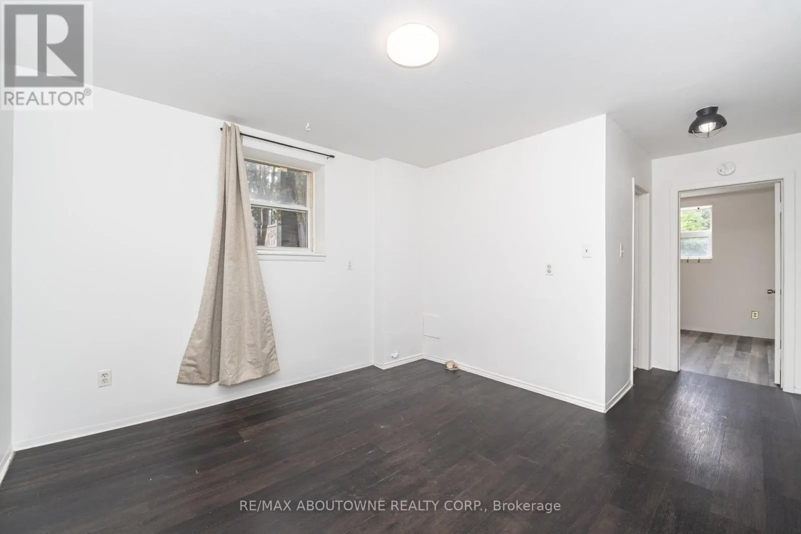 2 - 2144 LILNAN COURT