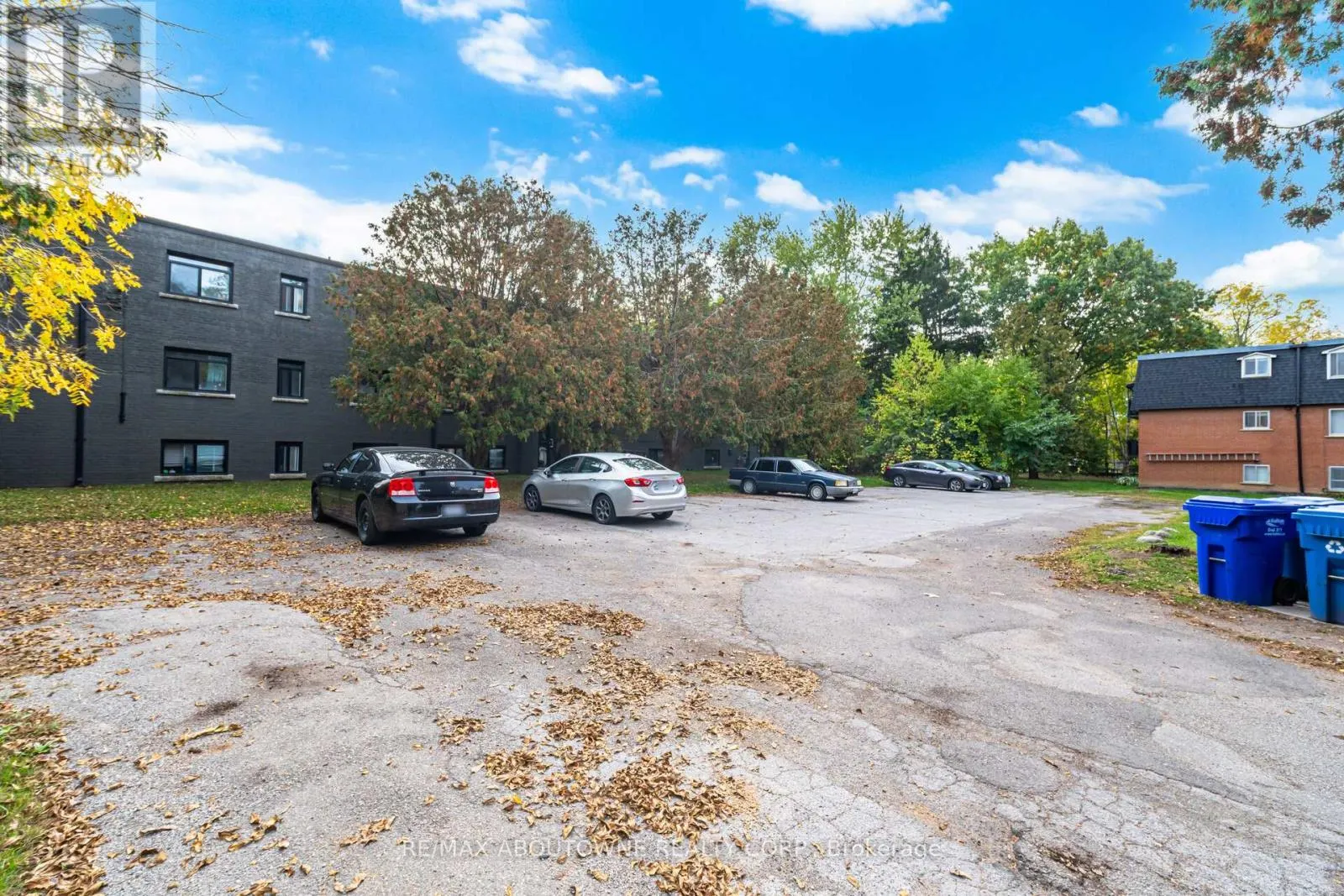 2 - 2144 LILNAN COURT