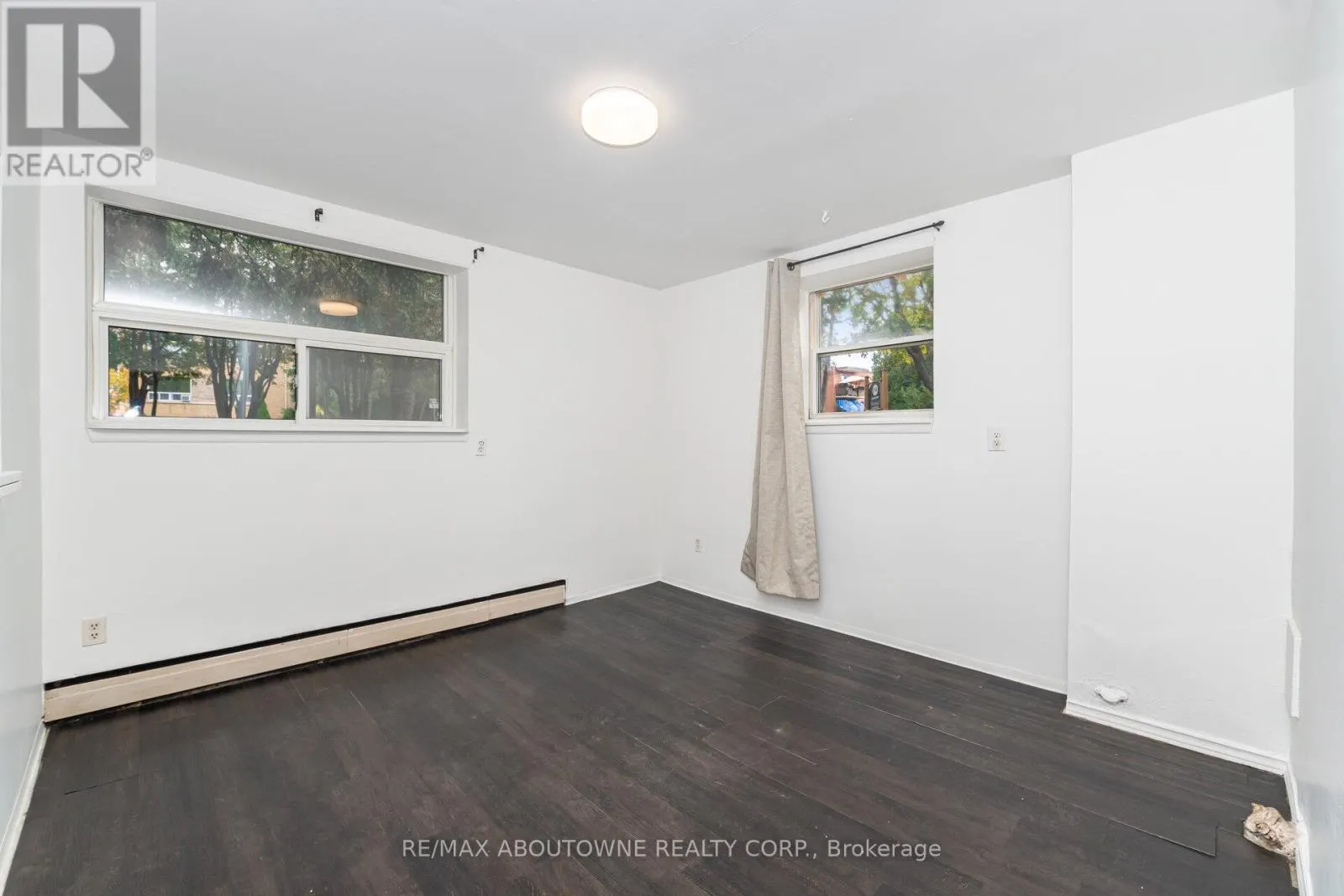 2 - 2144 LILNAN COURT