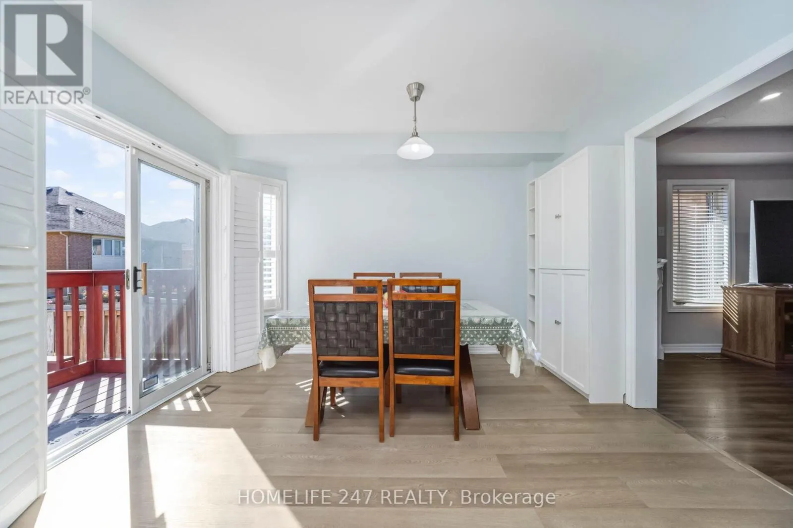 638 MADAME STREET