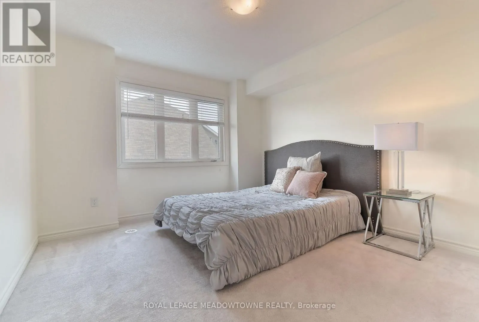 1704 - 2420 BARONWOOD DRIVE