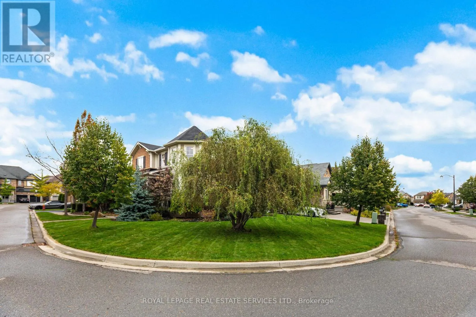 444 COOMBS COURT