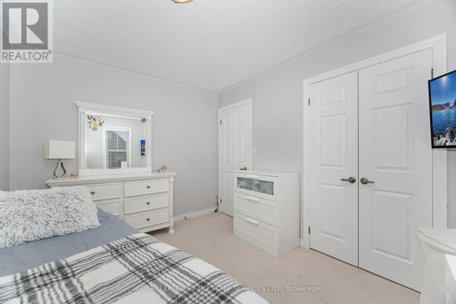 444 COOMBS COURT