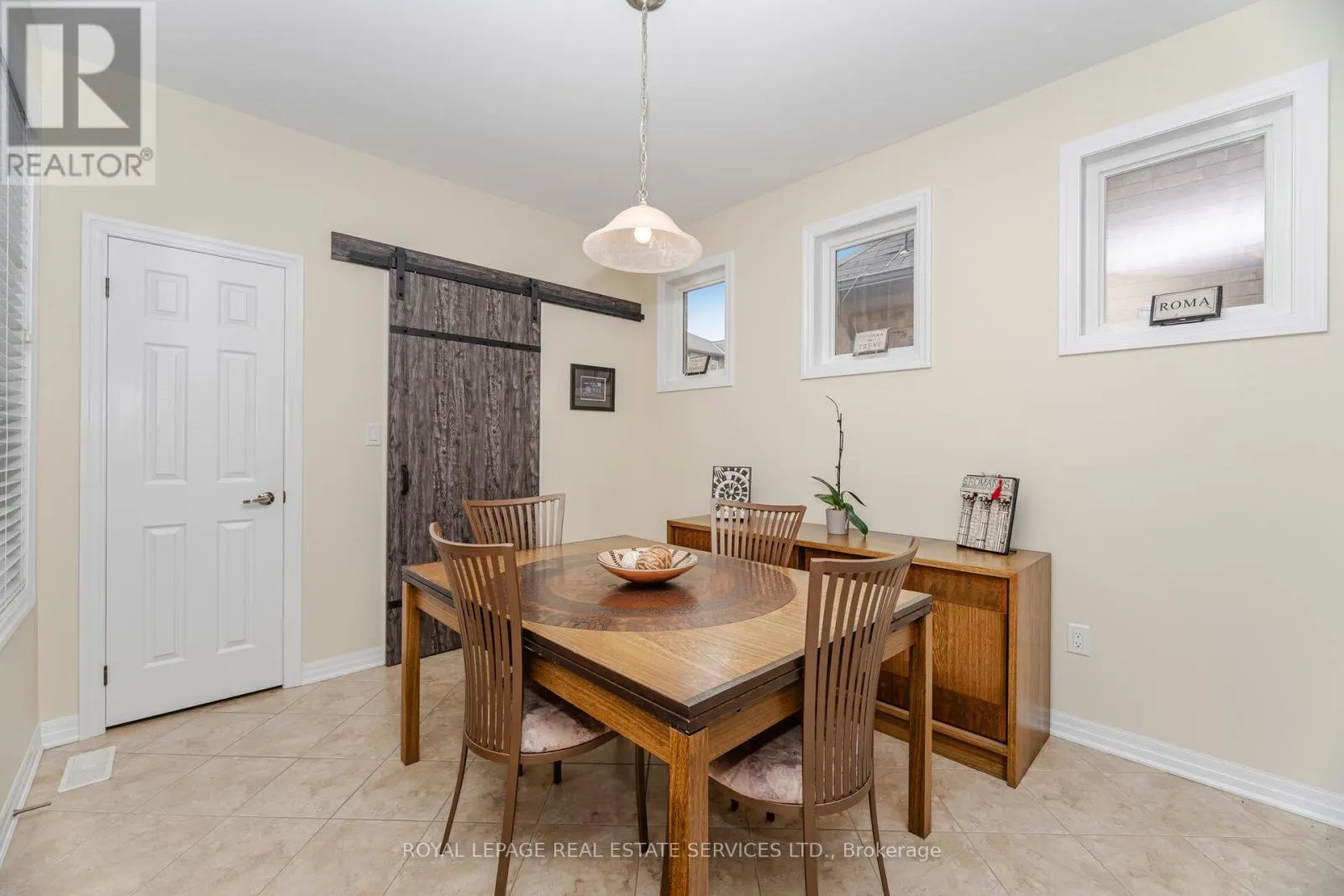 444 COOMBS COURT