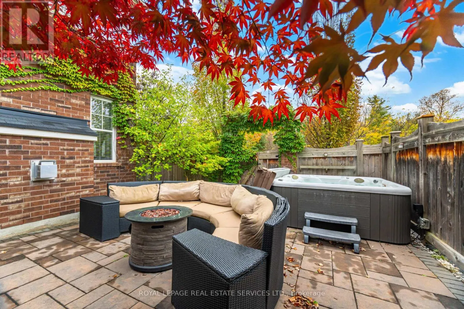 444 COOMBS COURT