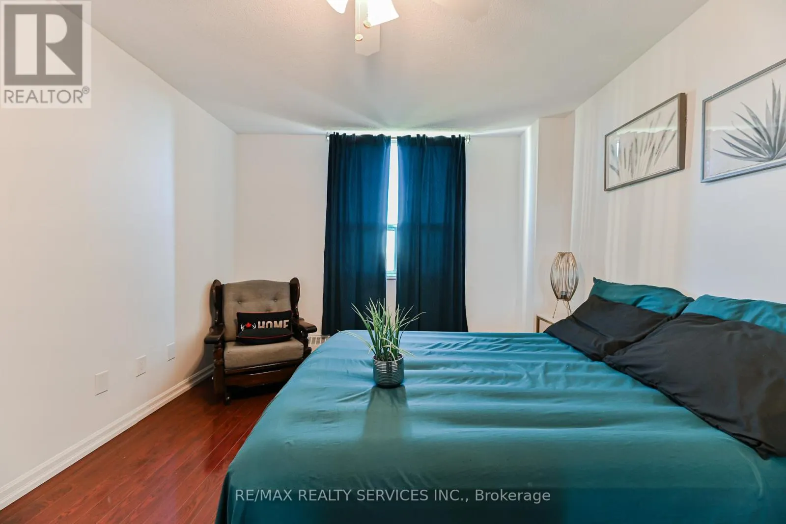 704 - 3390 WESTON ROAD