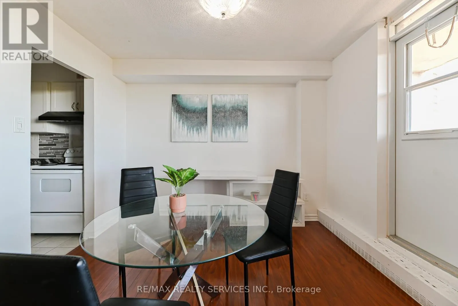 704 - 3390 WESTON ROAD